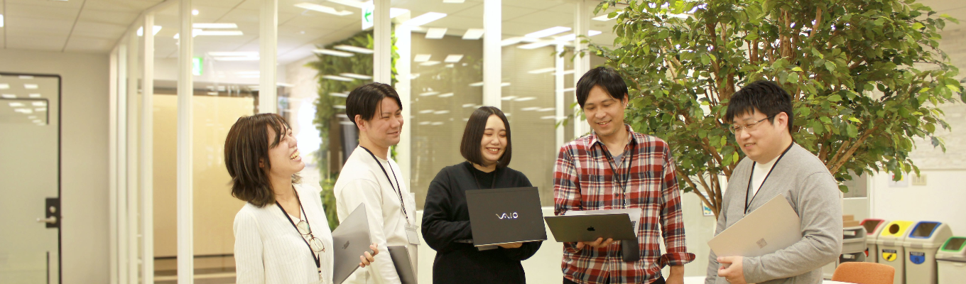 【コンサルかマーケティングか選べる！】未経験500万円スタート×年間休日134日の手厚い環境！イベント
