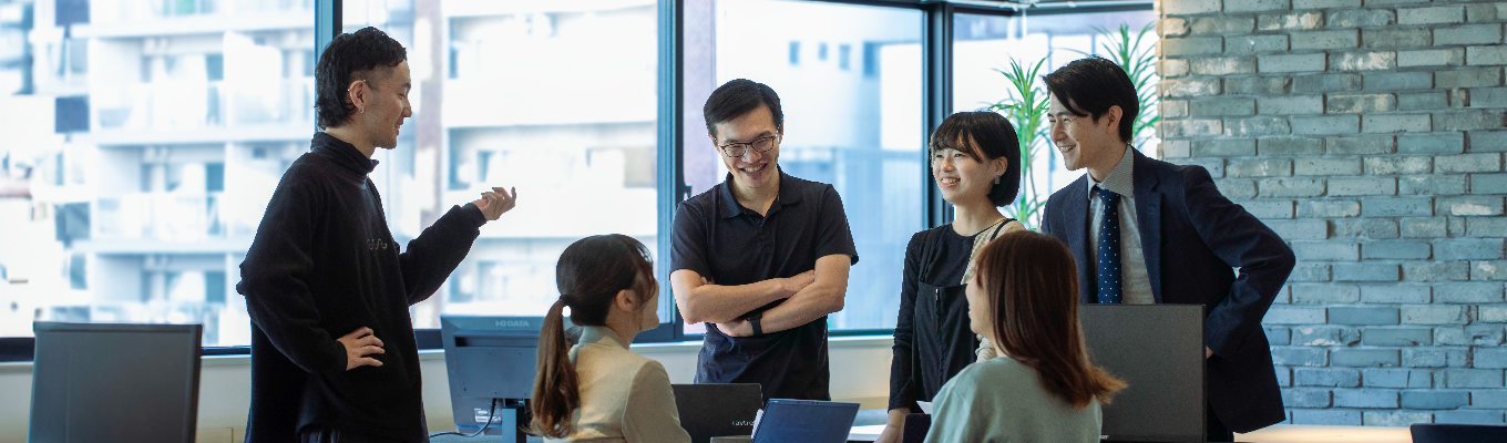 5月中内定【東証プライム上場│選考直結】IT・SaaS/広告・マーケ事業部合同説明会を開催中！