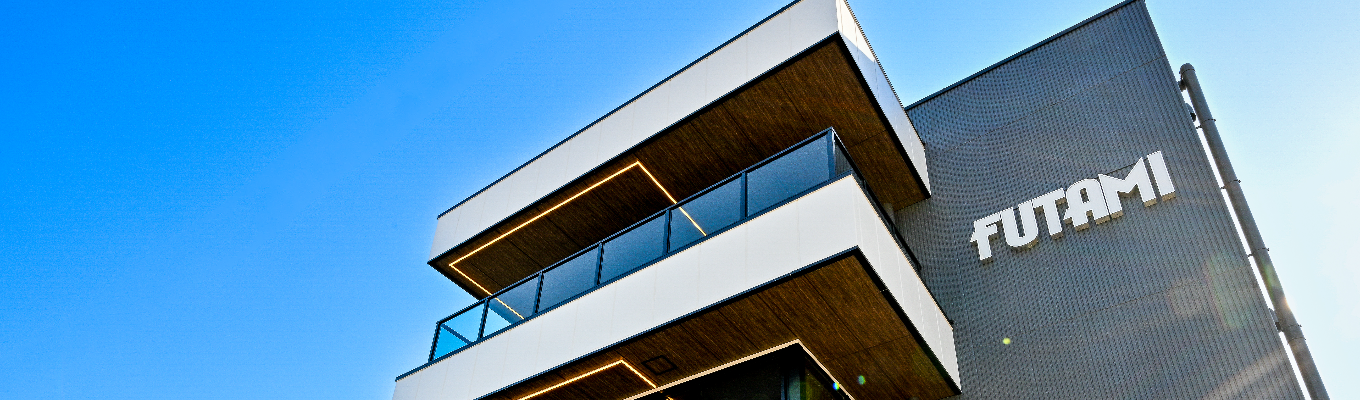 【早期選考 /  特殊機械を間近で見学 / 交通費支給】街の見方が変わる1day｜あの観光地の"足元"を手がける技術営業の仕事を知る