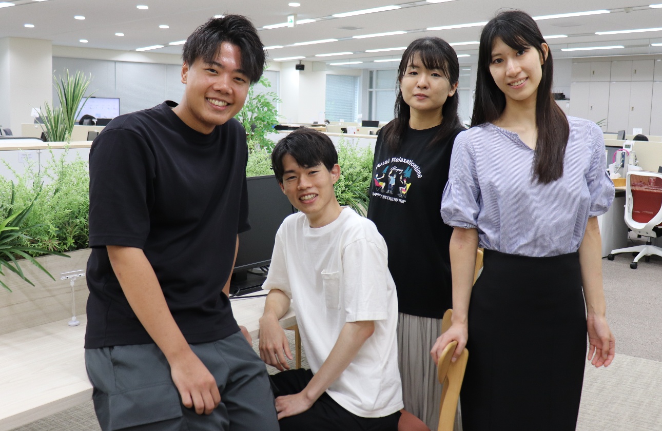 「チームで協力して楽しく働く」社風