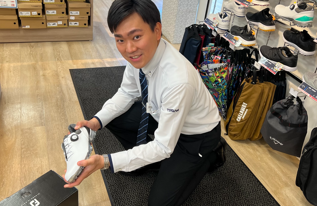 正社員による接客販売