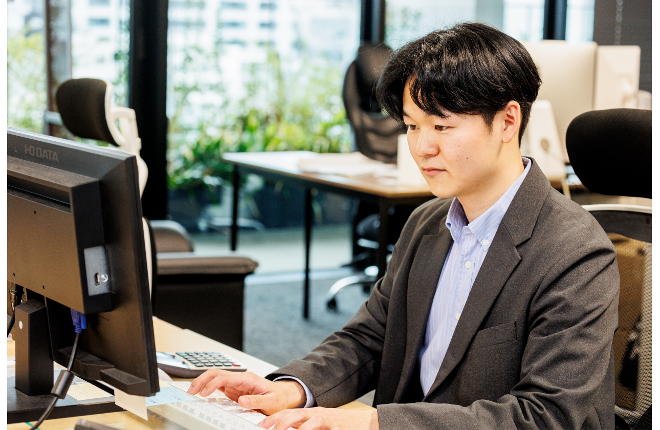 採用データ(初任給・待遇など)