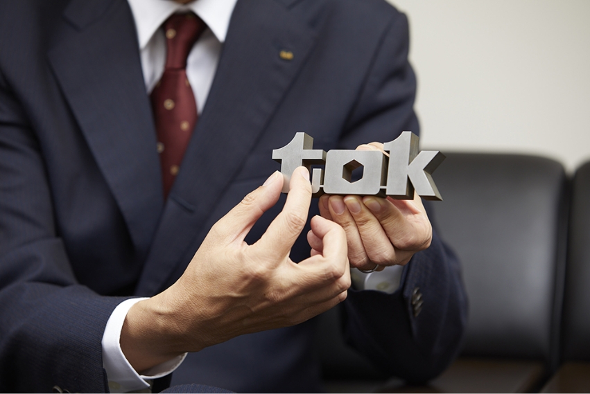 「直面する社会課題」とTOKの「目指す姿」