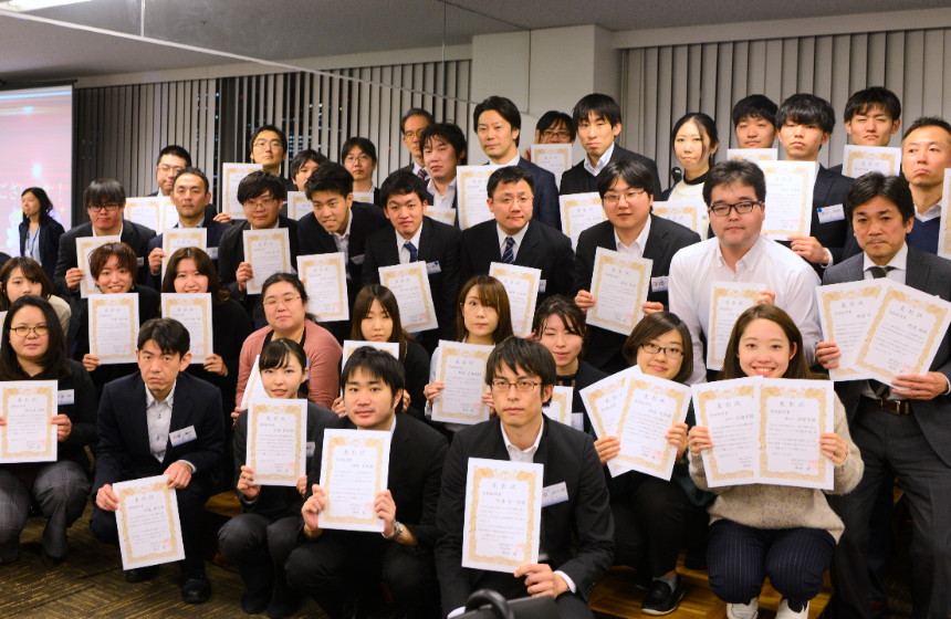 ~19期資格取得数は407個!~ 異常な程に勤勉なエンジニア集団