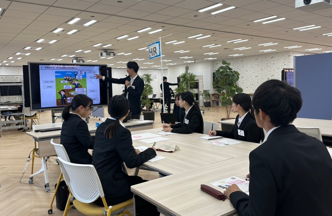 11月より早期選考開始予定!
各コース担当者の先輩社員が直接伝える説明会&仕事体験会を開催しています!