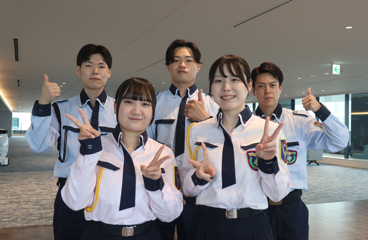 和気あいあいと気兼ねなく助け合える雰囲気