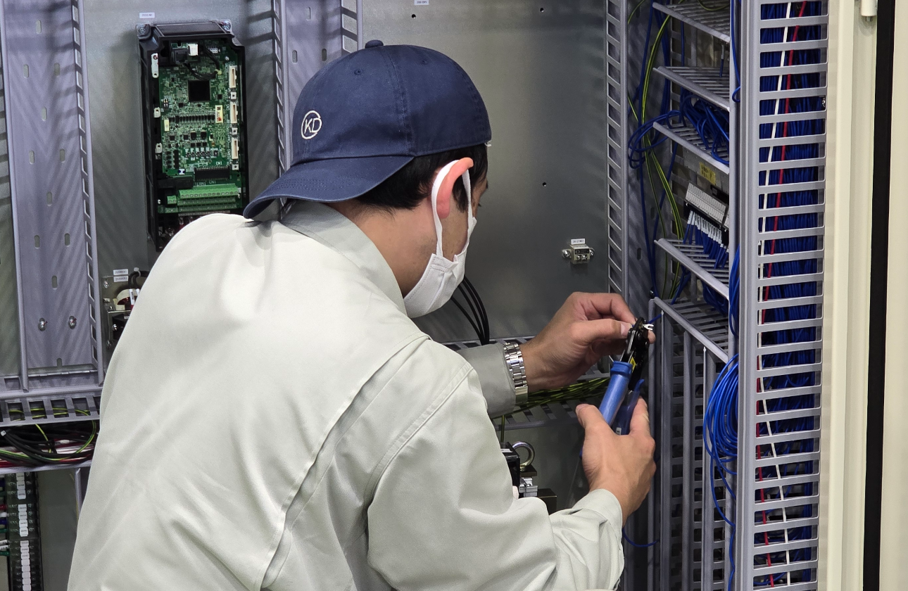 いろんな学校、学科から入社し、活躍しています！