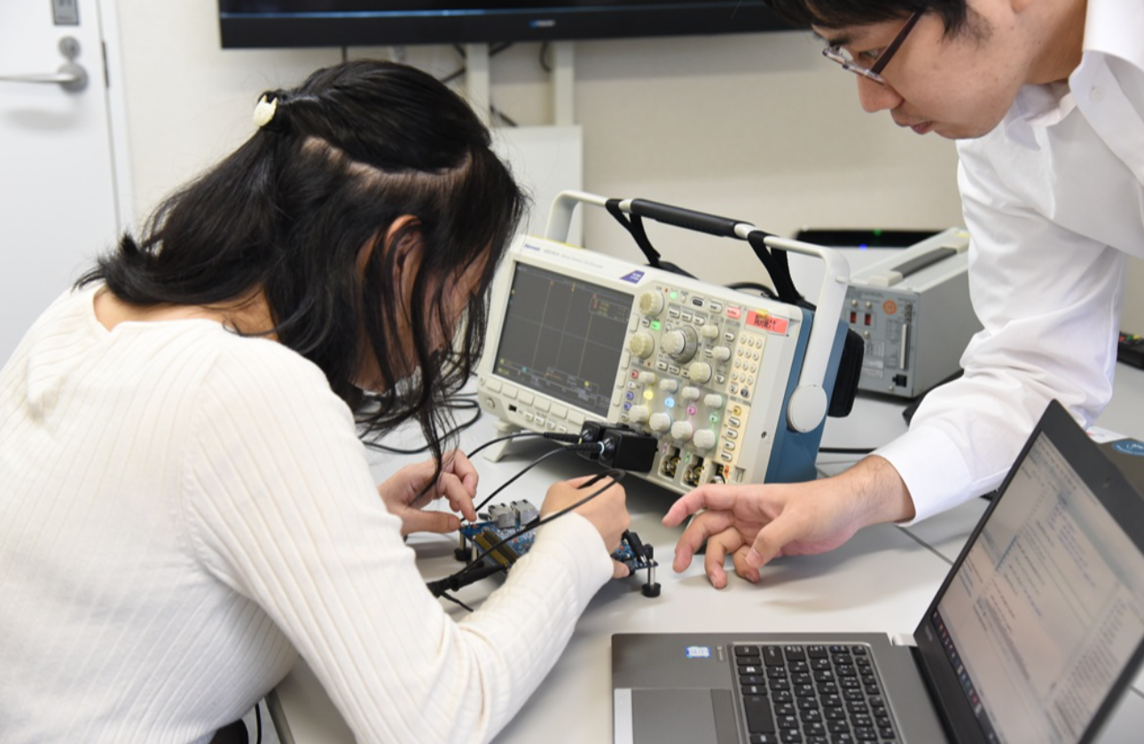 まずは素直に学ぶ姿勢と柔軟さがあれば大丈夫です