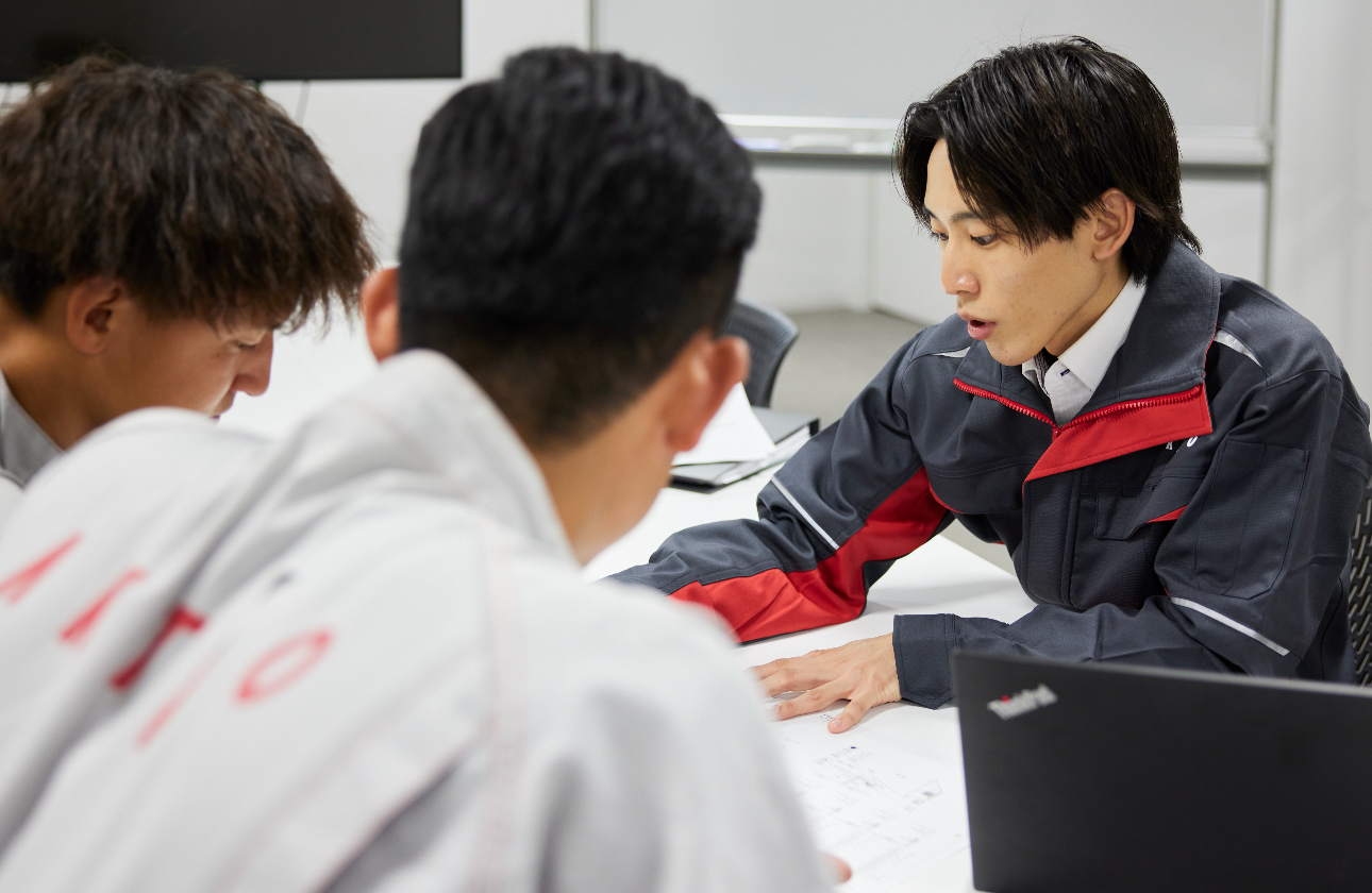 業界を牽引するリーディング企業へ