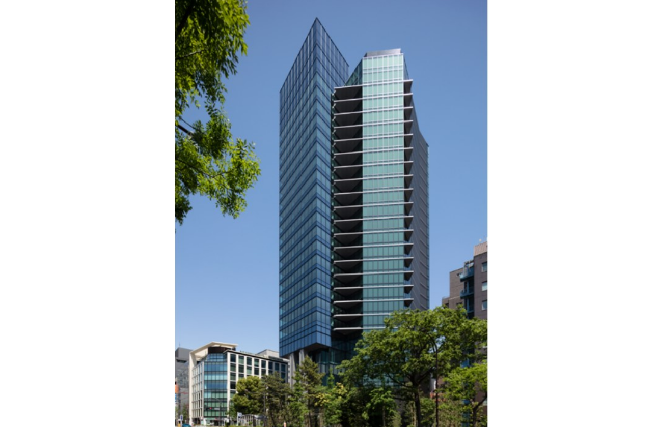 ■多彩なクレジットカードとサービスを提供