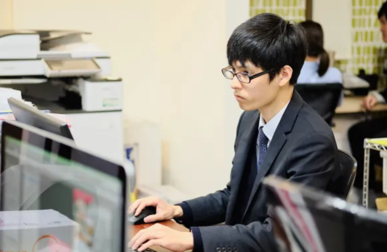 マーケティング・広報・営業・経理・人事・総務など、バックヤード職も活躍中！