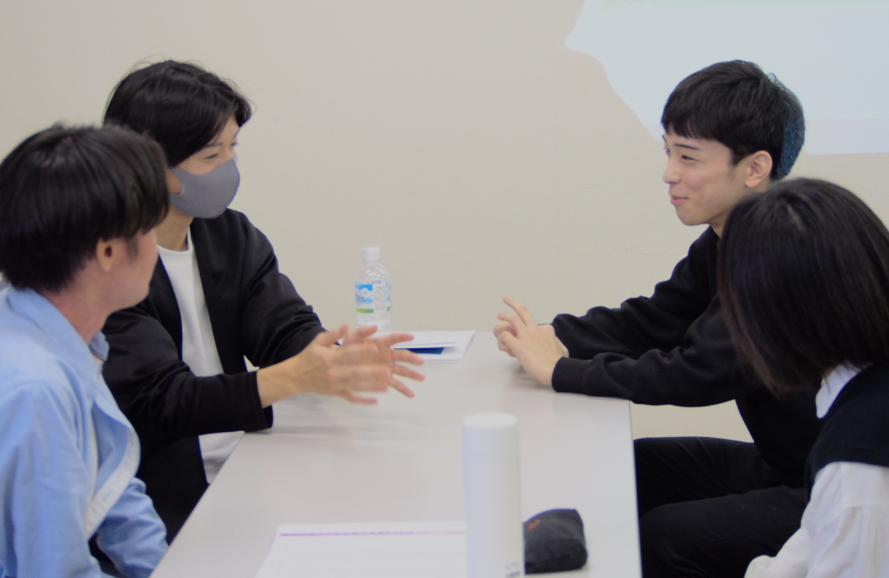 \Instagramと人事ブログやってます!/