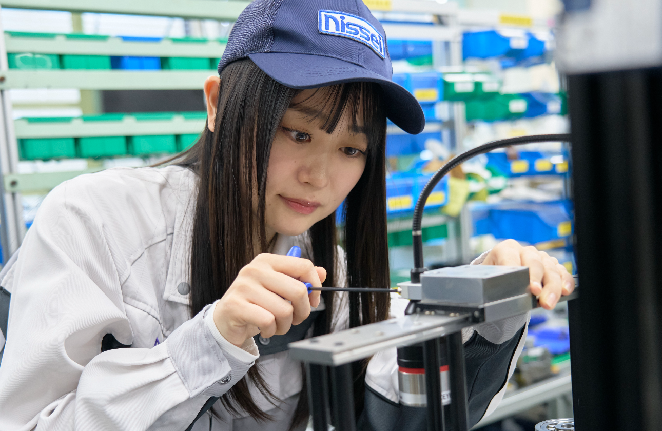 現場密着のものづくり環境で自分の製品が形になる瞬間を見られる。