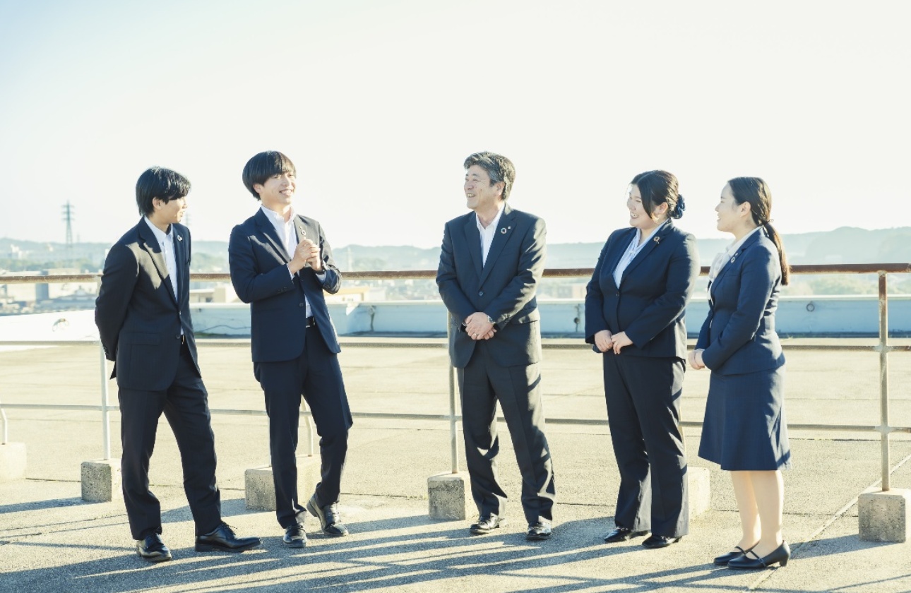 「たくさんの“ウレシイ”に出会う場所」として、地域の未来と若手の成長を支える