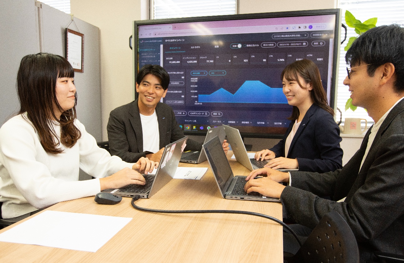◆フルフレックス制度◆　業務量に合わせて、柔軟に働くことが出来ます。