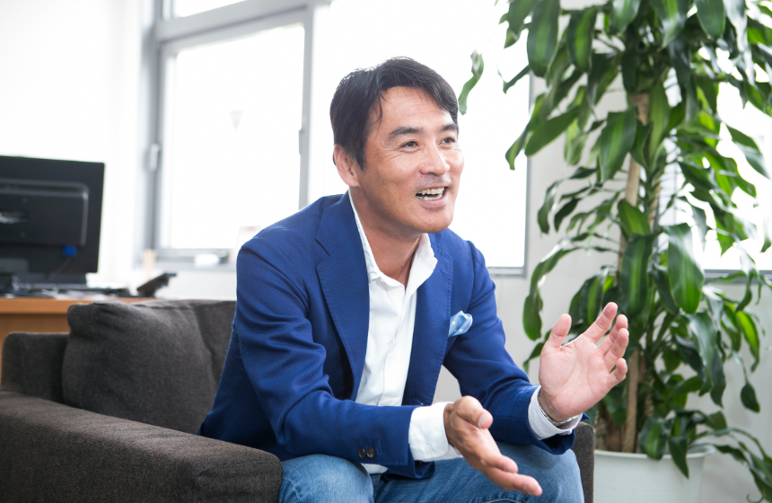 『100億円より100年先を』