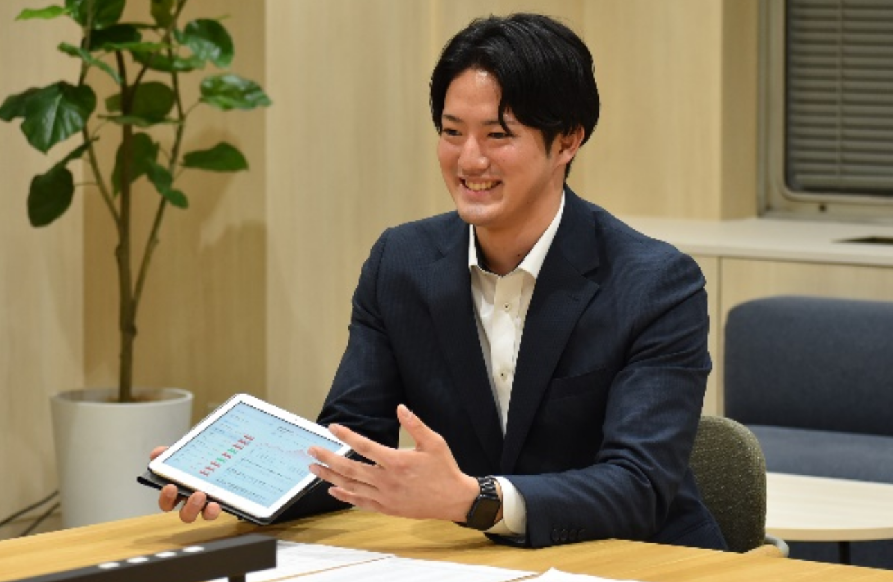 法人コンサル業務の業務風景です。
企業経営の伴走者となり、経営課題に向き合い、成長・安定のための提案を実施します。