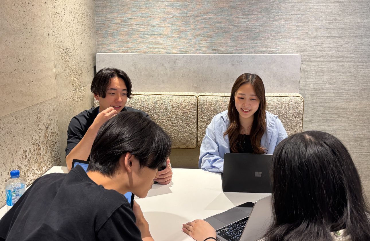 職種や年次関係なく協創する環境