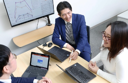 ITに力を入れ、お客様の「お困りごと」の解決に繋げています!