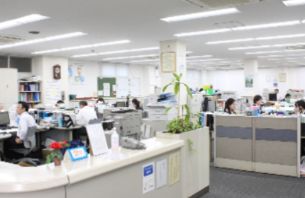 小平の本社のほかに、所沢、さいたま、新宿、相模原にそれぞれ営業所を構えています。