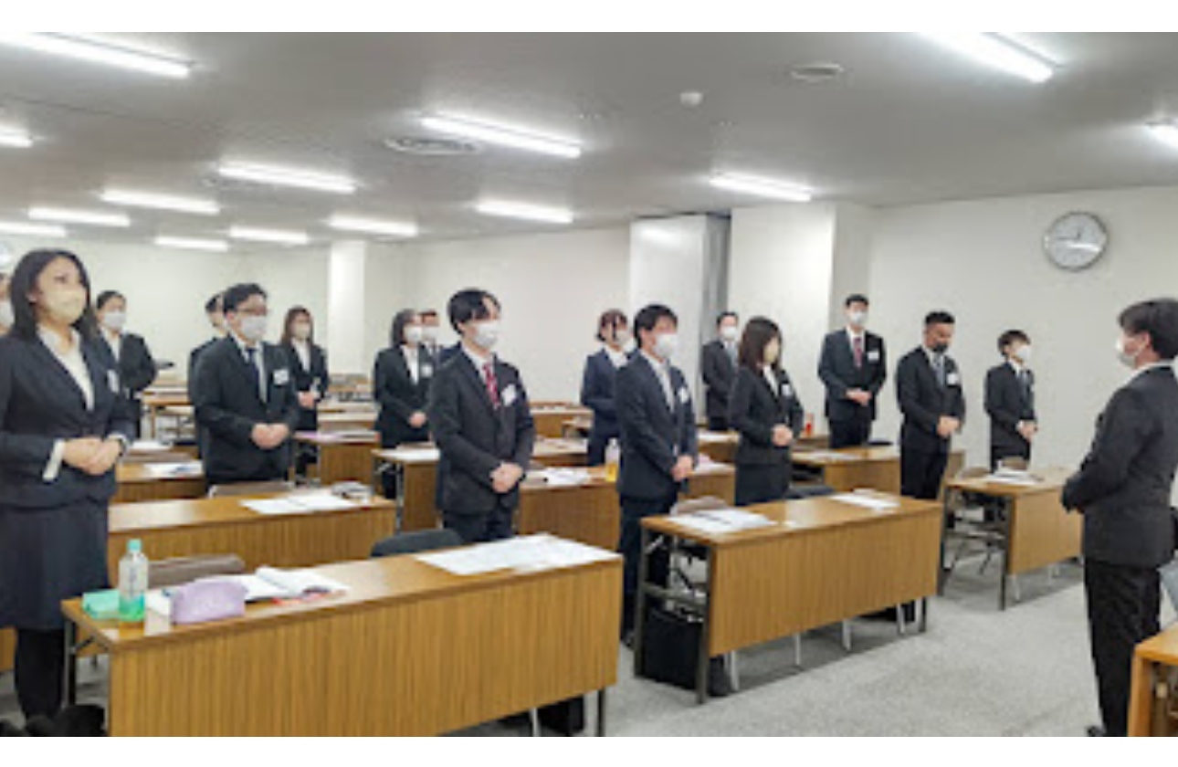 年に1回は店休をとって全体研修へ！