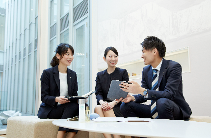 販売店の活性化を担う「フィールドマーケッター」が多数活躍中