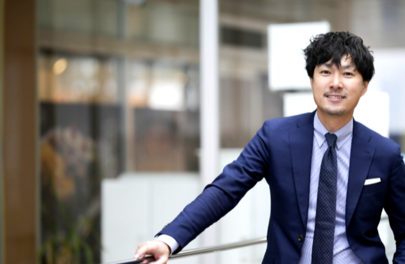 【キャリアアップ】新卒入社半年で主任・20代で年収500万円以上も実現!