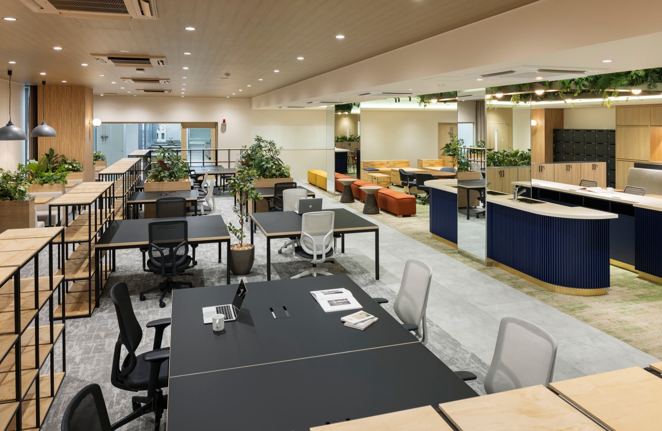 研究、事業部、営業など各部門が一体となり、成長分野で開発を推進する拠点です。