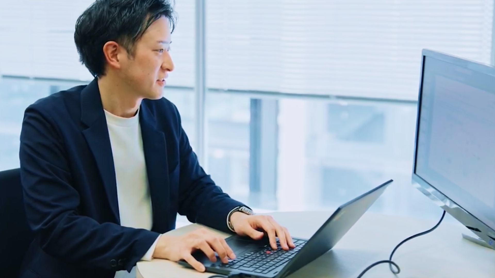 【日立コンサルティング】社員インタビュー動画｜グローバルビジネス推進室今西洋樹さん
